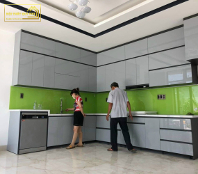 TỦ BẾP NHỰA PICOMAT PHỦ ACRYLIC TBA016