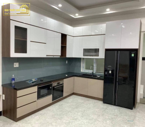 TỦ BẾP NHỰA PICOMAT PHỦ ACRYLIC TBA038