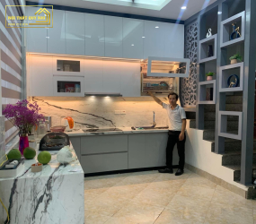 TỦ BẾP NHỰA PICOMAT PHỦ ACRYLIC TBA096