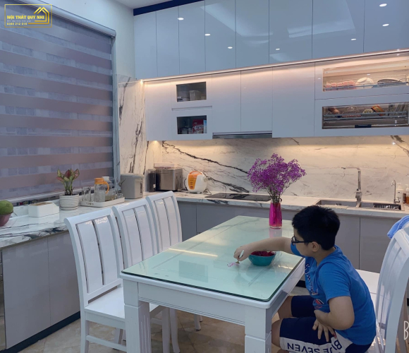 TỦ BẾP NHỰA PICOMAT PHỦ ACRYLIC TBA0125